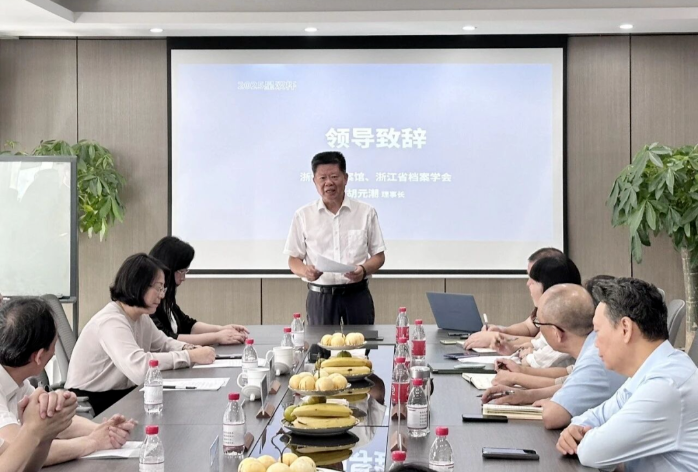 档案邂青春,兰台启新章——2025“星汉杯”首届大学生智慧档案创新创业大赛决赛圆满举行配图