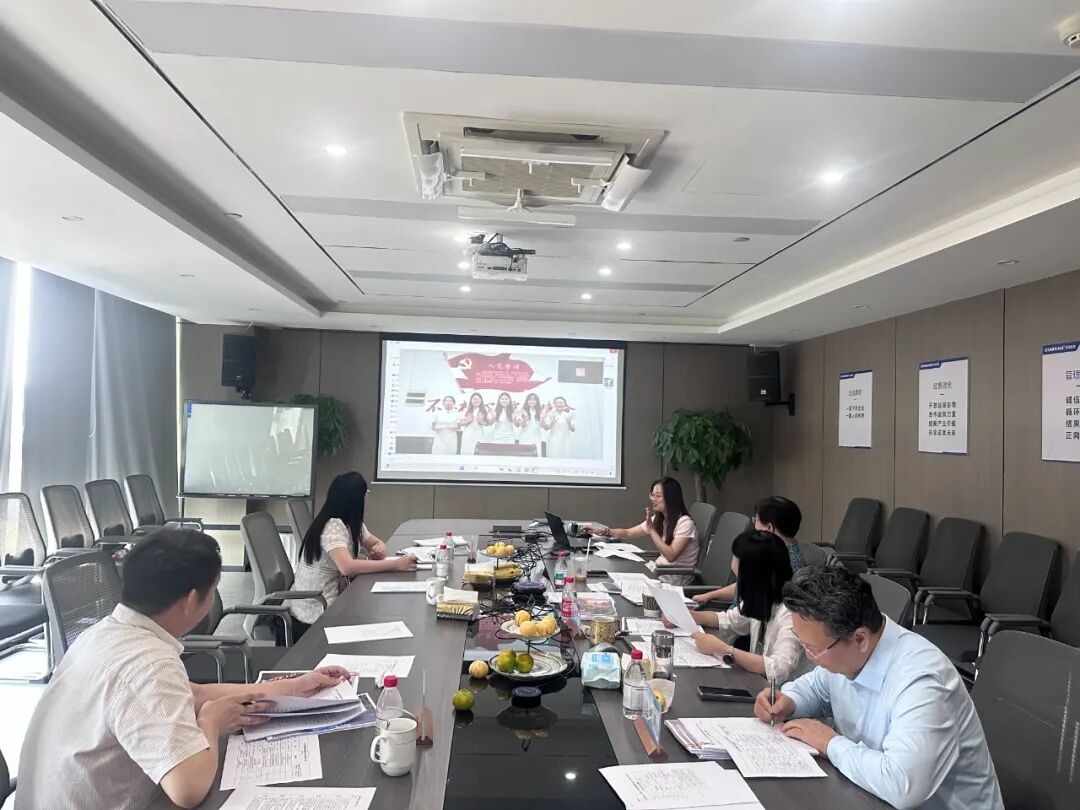 档案邂青春,兰台启新章——2025“星汉杯”首届大学生智慧档案创新创业大赛决赛圆满举行配图